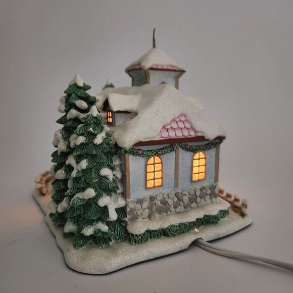 Precious Moments Hawthorne Village Christm Mugs and Hugs Precinct Police Station - Picture 12 of 13